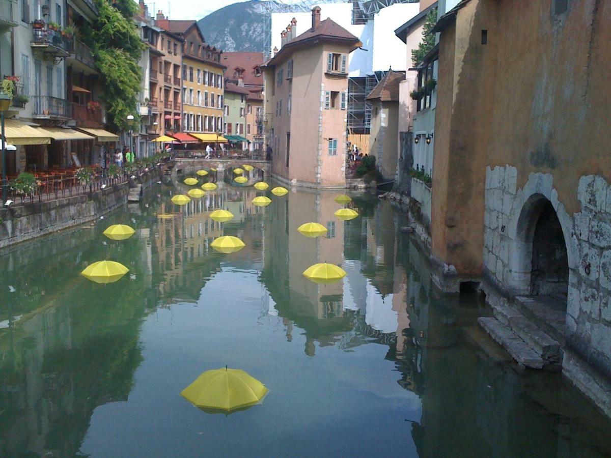 Lodges du Canal St-Dominique Annecy Extérieur photo
