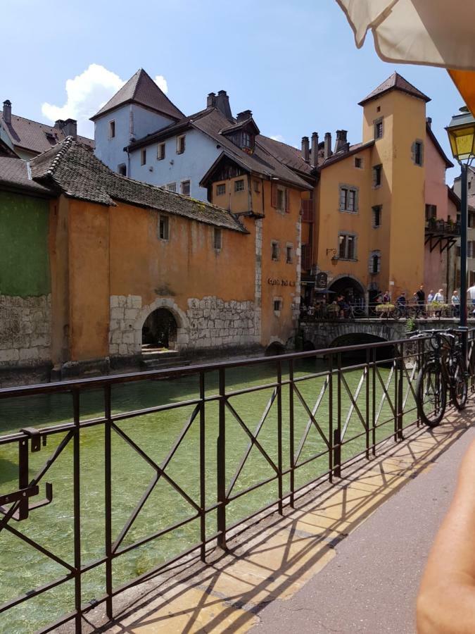 Lodges du Canal St-Dominique Annecy Extérieur photo